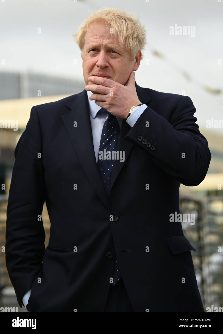 Der britische Premierminister Boris Johnson Besuche des NLV Pharos, einem Leuchtturm Ausschreibung auf der Themse London International Versand Woche in London am 12. September, 2019 Mark. (Foto von DANIEL LEAL - OLIVAS/verschiedene Quellen/AFP) Stockfoto