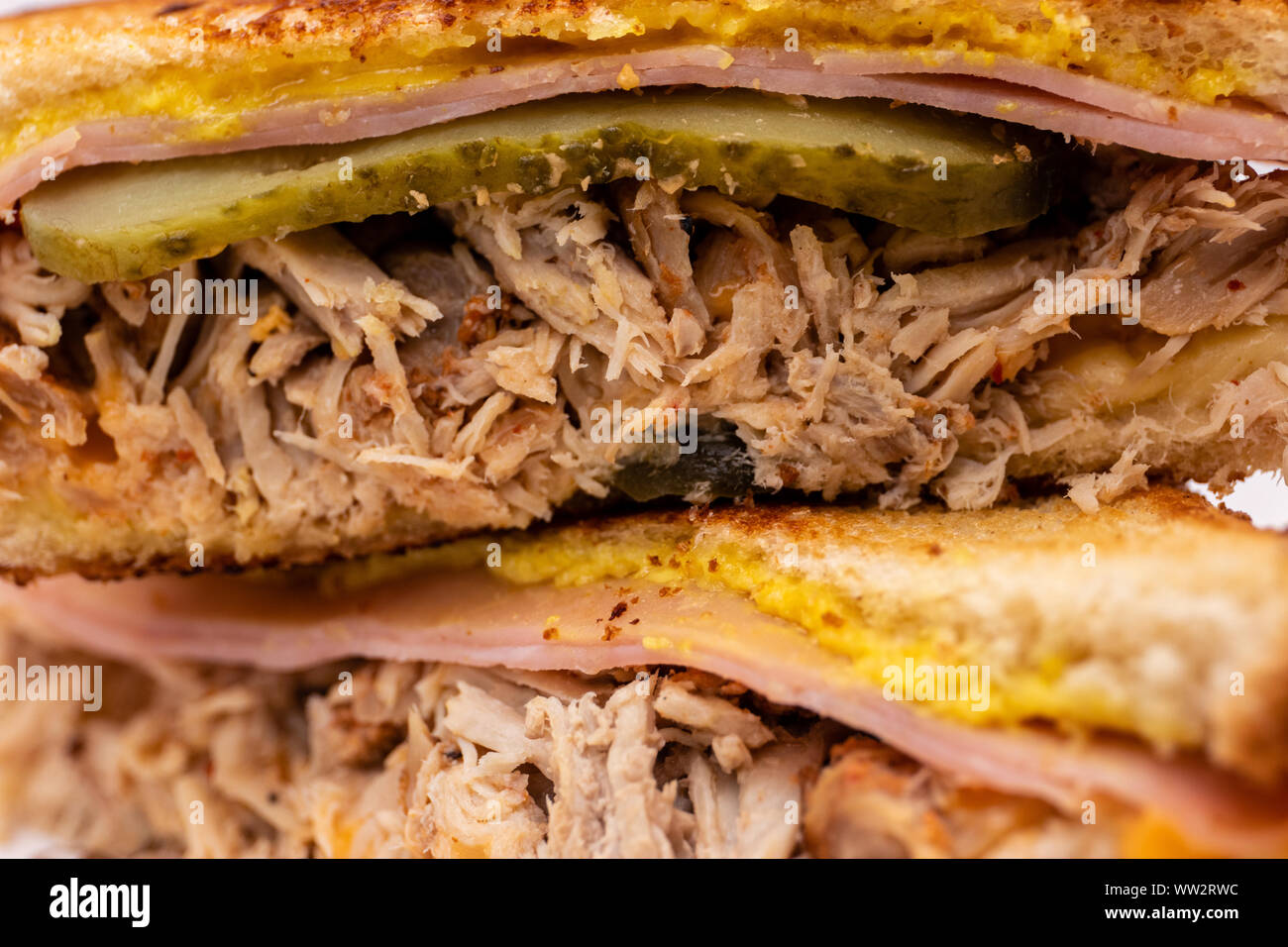 BBQ zog Schweinefleisch Montecristo sandwich Detailansicht Stockfoto