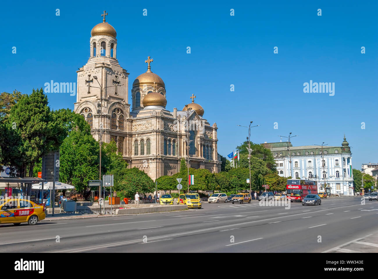 Kirche Himmelfahrt der Jungfrau Maria; Varna Bulgarien; Stockfoto