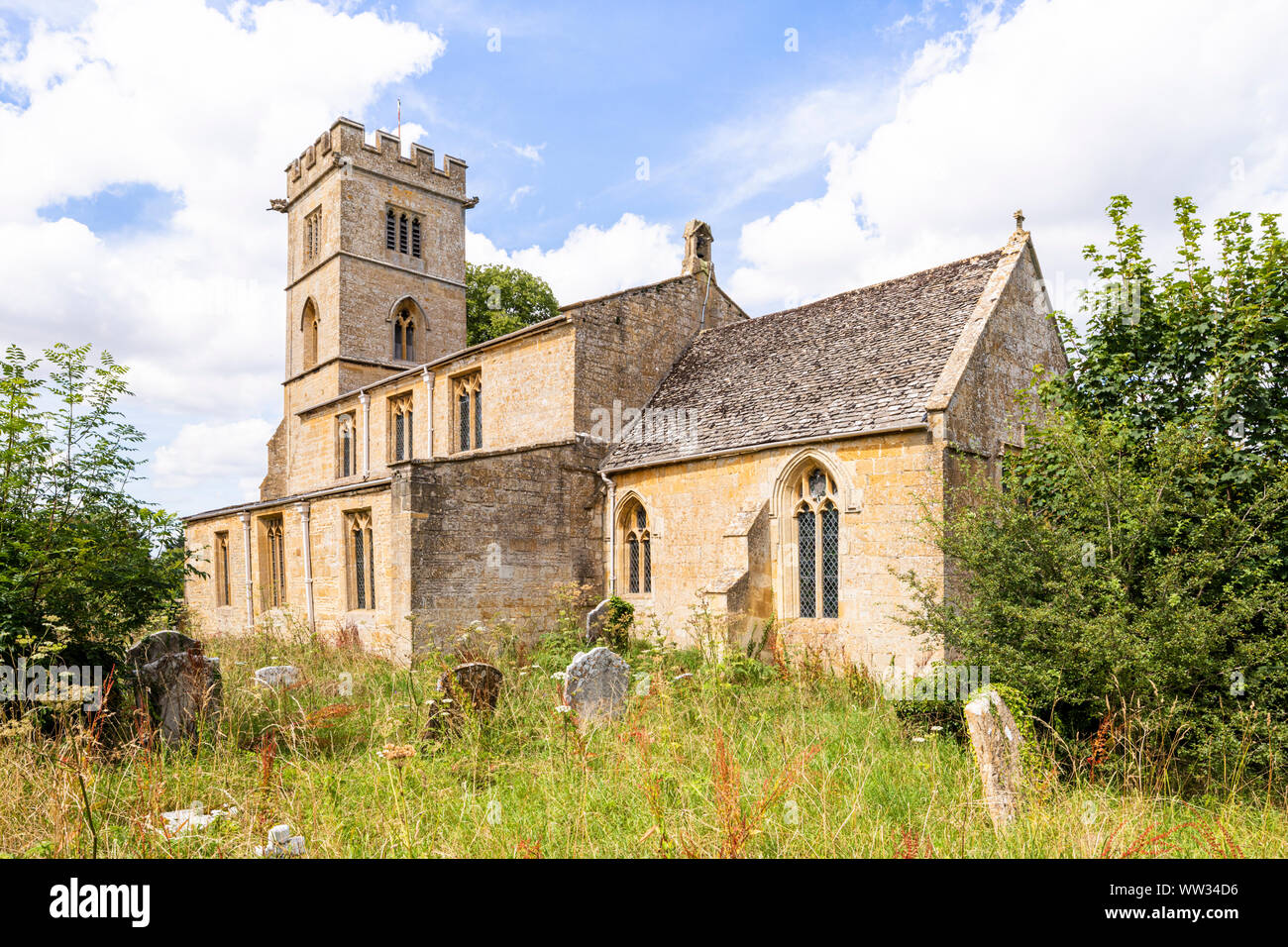 Die Kirche St. Michael in der Cotswold Dorf Buckland, Gloucestershire, Großbritannien Stockfoto