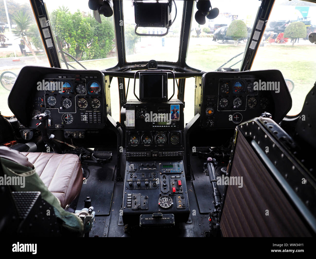 Cockpit Ansicht der Mil Mi-171 Sh-P Bewaffnete Hubschrauber der peruanischen Armee angezeigt, an der 7. Ausgabe der Internationalen Wehrtechnik Ausstellung, SITDEF, 2019, in der Zentrale der peruanischen Armee. Die Veranstaltung wird vom 16. bis 19. mit der Anwesenheit von Vertretern aus 28 Ländern. Stockfoto