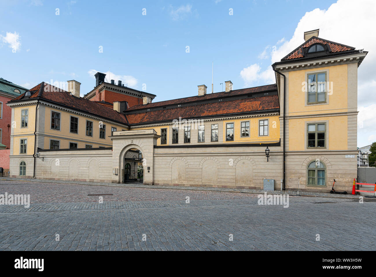 Stockholm, Schweden. September 2019. Blick auf den alten Gebäuden mit Blick auf die Birger Jarls Torg Platz der Insel Gamla Stan Stockfoto