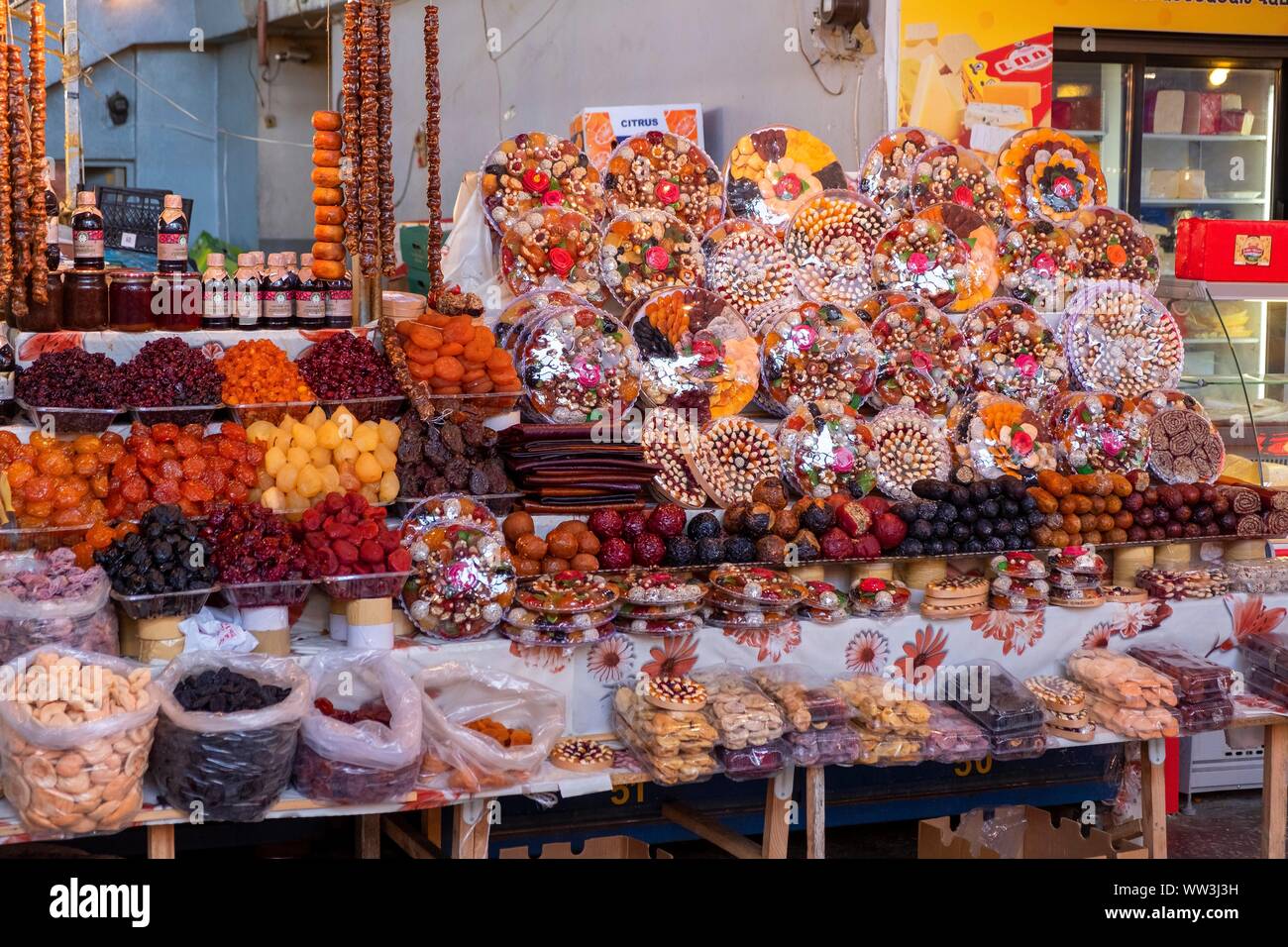 In Halle mit kandierten Früchten ausgeht, getrocknete Früchte, Jerewan, Armenien Stockfoto