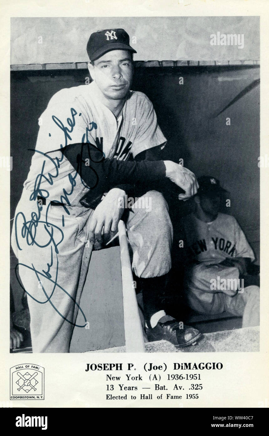 Handsignierte Foto von Joe DiMaggio der legendäre superstar Baseball Spieler mit den New York Yankees, die Marilyn Monroe verheiratet war. Stockfoto