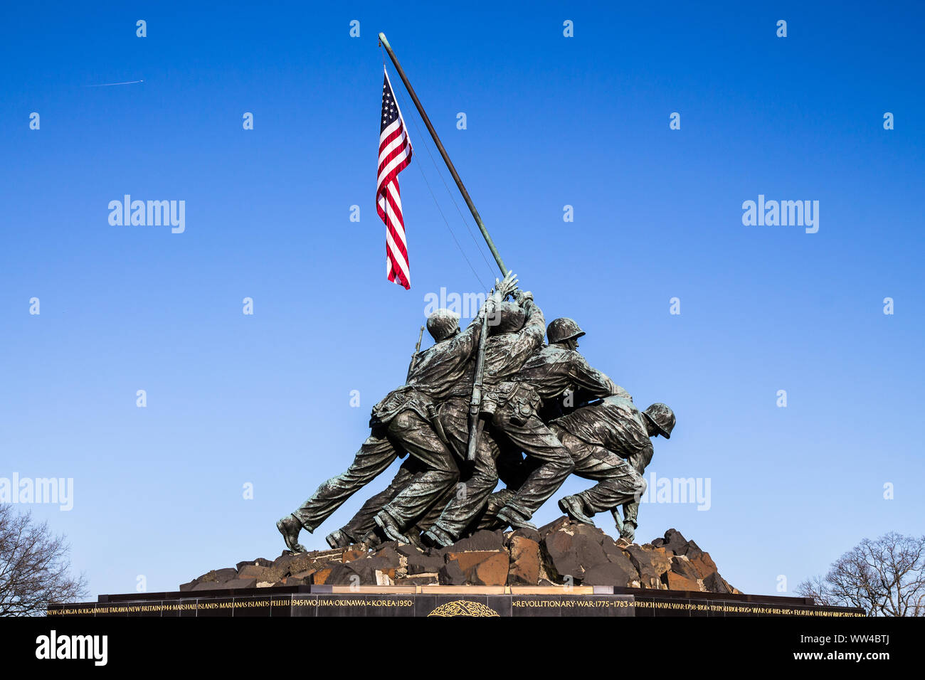 Marine Corps War Memorial, auf das ikonische Bild des zweiten Flagge - Anhebung auf der Insel Iwo Jima im Zweiten Weltkrieg. Stockfoto