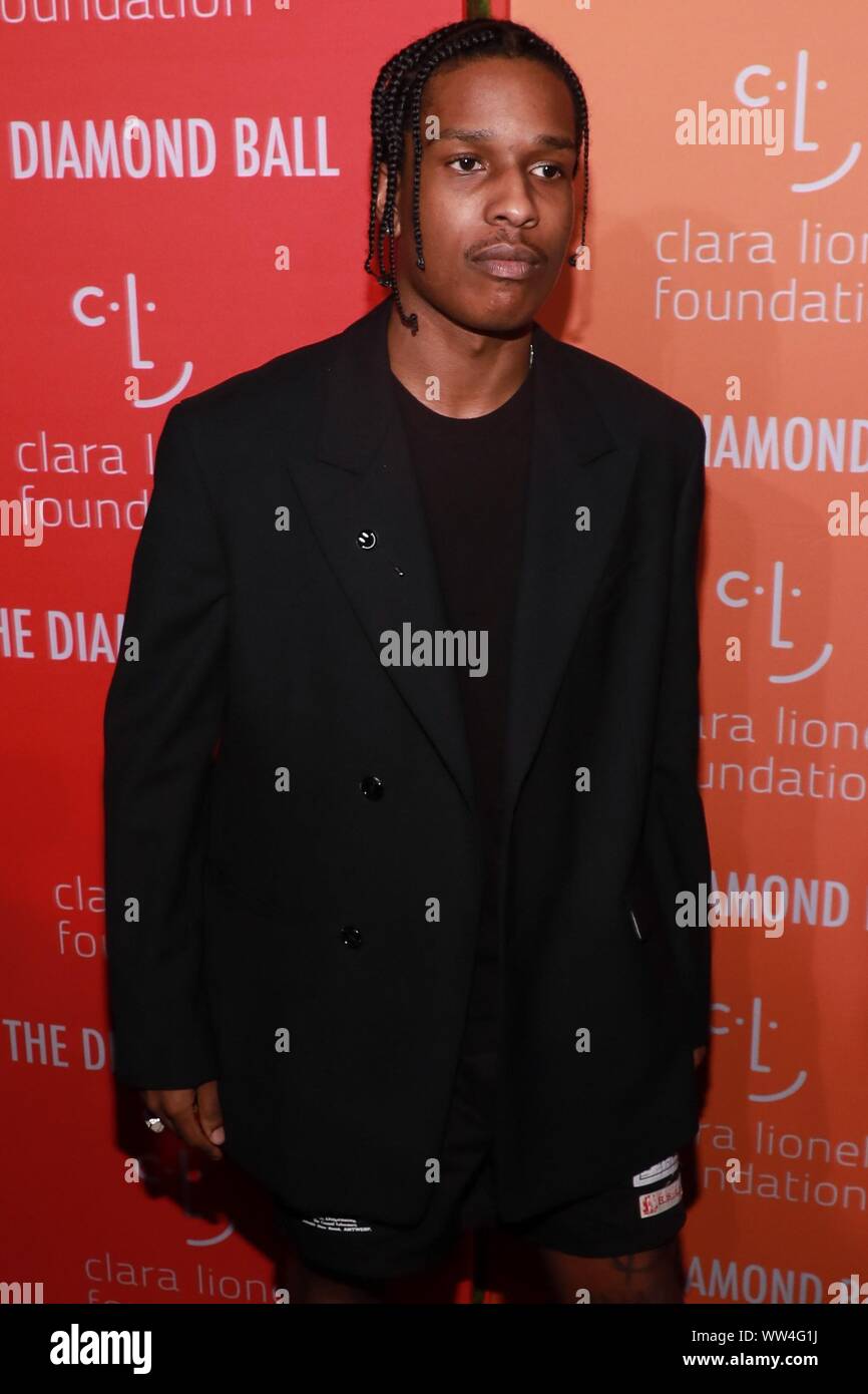 New York, NY, USA. 12 Sep, 2019. ASAP Rocky in der Ankunftshalle für Rihannas fünften jährlichen Diamond Ball, Cipriani Wall Street, New York, NY 12. September 2019. Credit: Jason Mendez/Everett Collection/Alamy leben Nachrichten Stockfoto