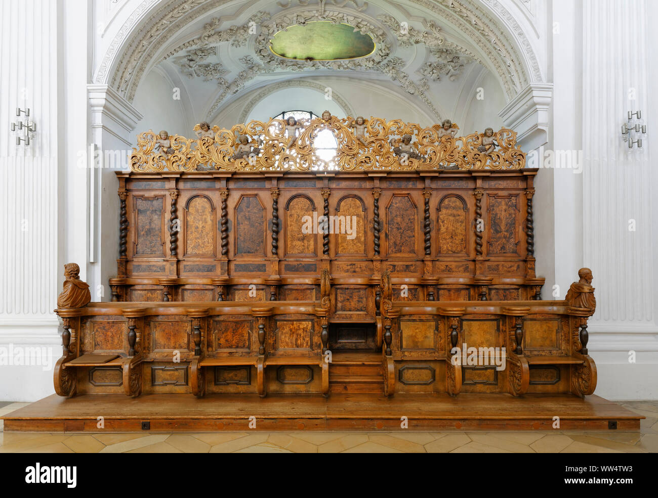 Chorgestühl in Schloss Kirche, Friedrichshafen, Oberschwaben, Bodensee, Baden-Württemberg, Deutschland Stockfoto