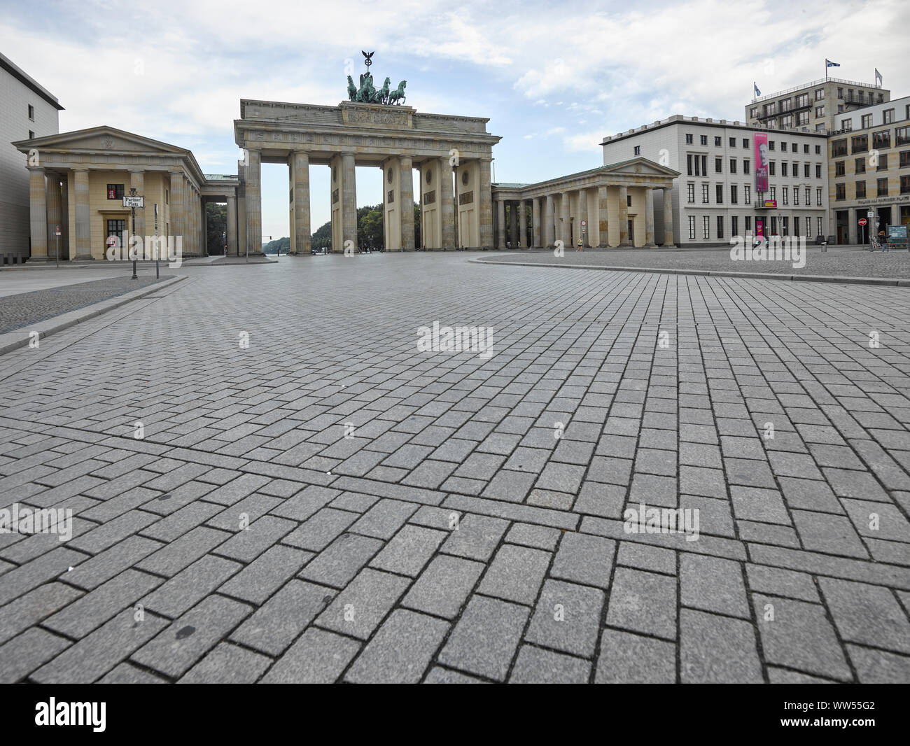 Brandenburger Tor mit vorplatz West Side Stockfoto