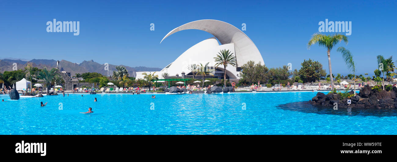 Bäder Parque Maritimo und von Santiago Calatrava Auditorium, Santa Cruz, Teneriffa, Kanarische Inseln, Spanien Stockfoto