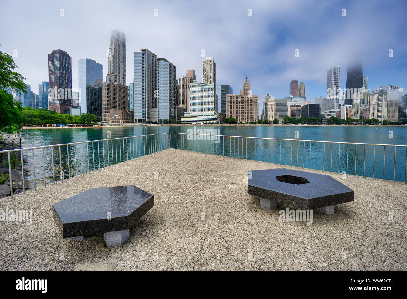 City Skyline Blick von Milton Lee Olive Park, Chicago, Illinois, United States Stockfoto