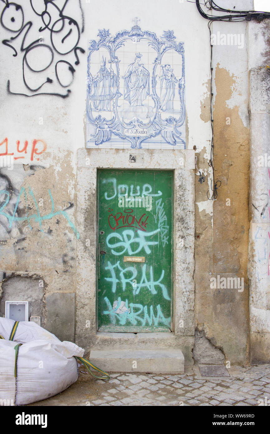 Detailaufnahmen von den Straßen von Lissabon, Stockfoto