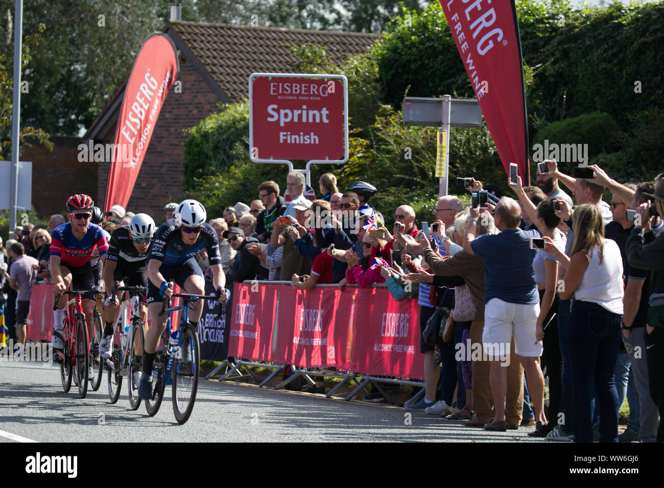 1 Eisberg Sprint Finish (Wirral Bühne) OVO Tour durch Großbritannien Stockfoto