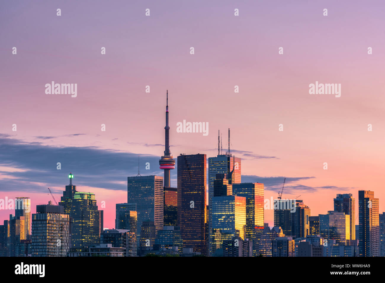 Blick auf die Stadt Toronto von der Riverdale Avenue. Ontario, Kanada Stockfoto