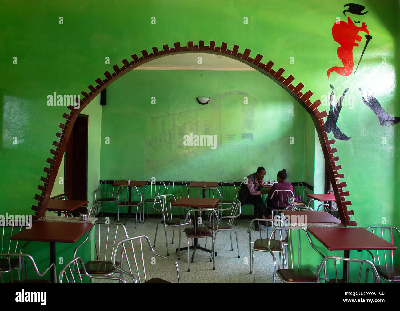 Innere der Bar Zilli auf shaida Square, Central region, Asmara, Eritrea Stockfoto