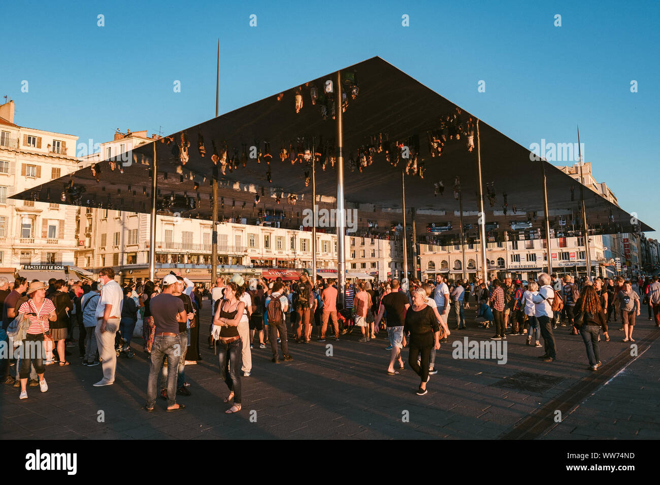 Auf dem Weg zum Alten Hafen in Marseille, Frankreich Stockfoto