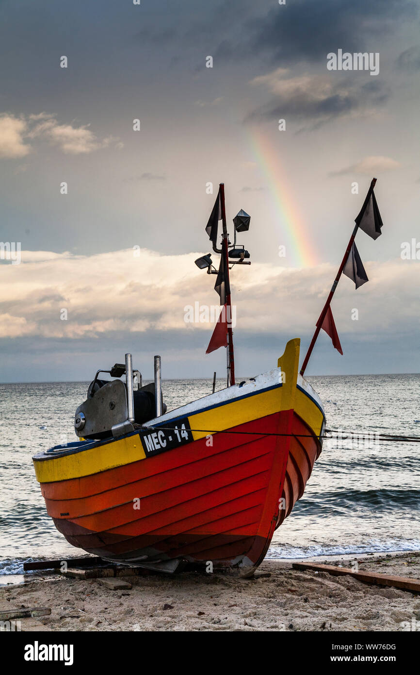 Europa, Polen, Pommern, mechelinki Strand, Angeln Boot Stockfoto