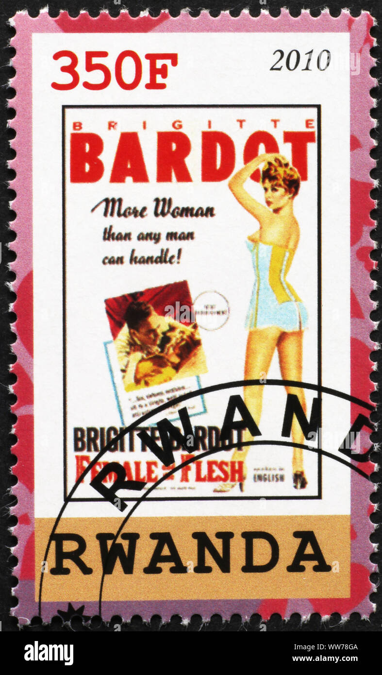 Vintage Poster von Brigitte Bardot Film auf Briefmarke Stockfoto