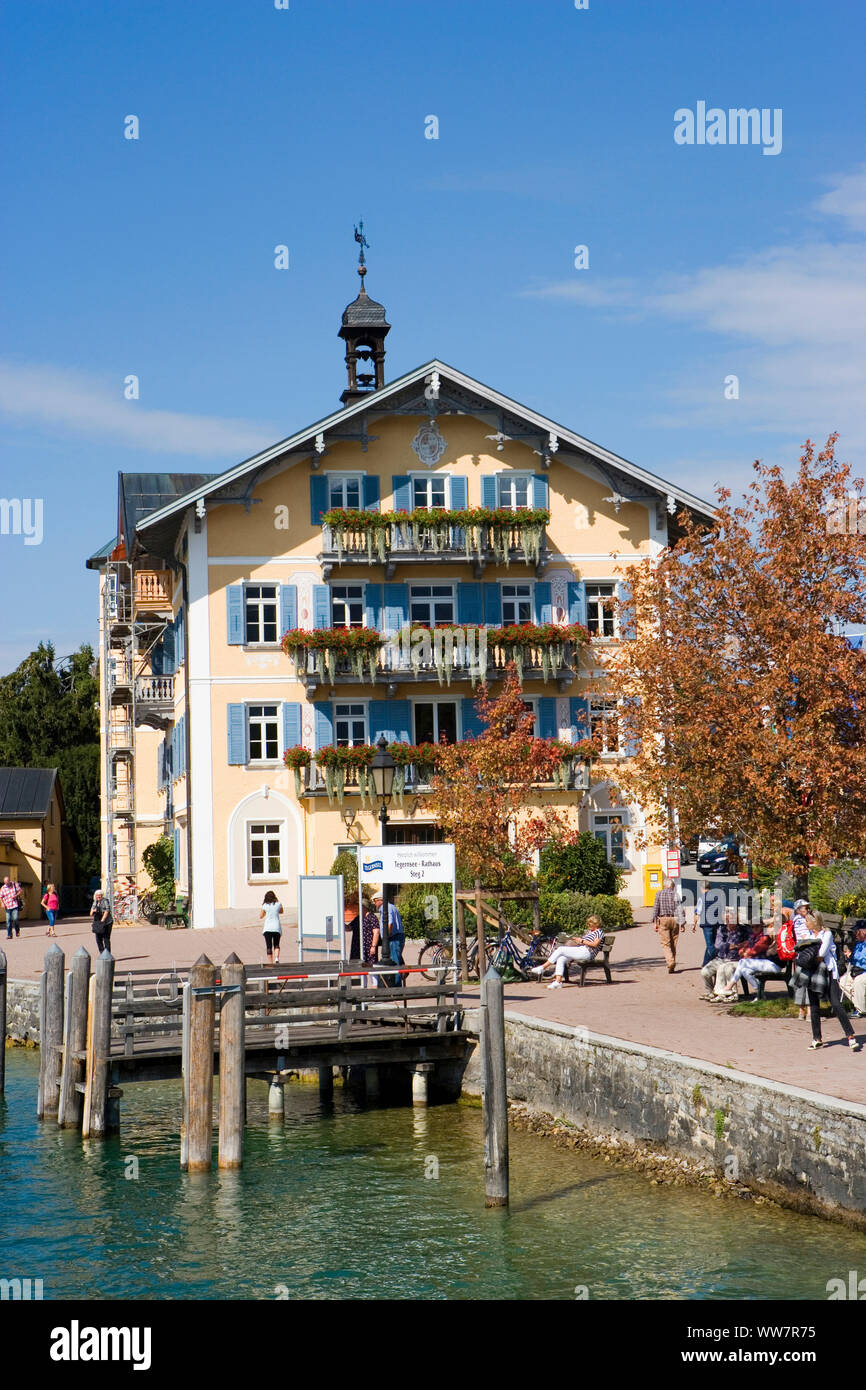 Tegernsee, Rathaus, Schiffsanlegestelle Stockfoto