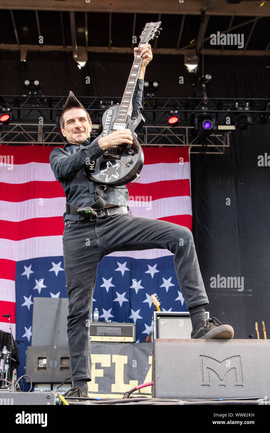 September 13, 2019, Chicago, Illinois, USA: JUSTIN SANE von Anti-Flag während der Riot Fest Musik Festival bei Douglas Park in Chicago, Illinois (Bild: © Daniel DeSlover/ZUMA Draht) Stockfoto