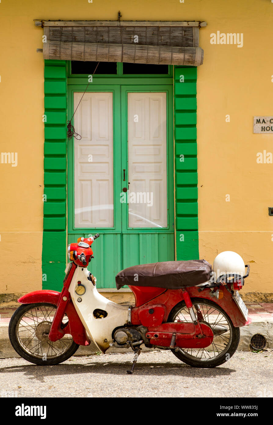 Gozo, nachbar Insel von Malta, Oldtimer Moped, fahrbar Stockfoto
