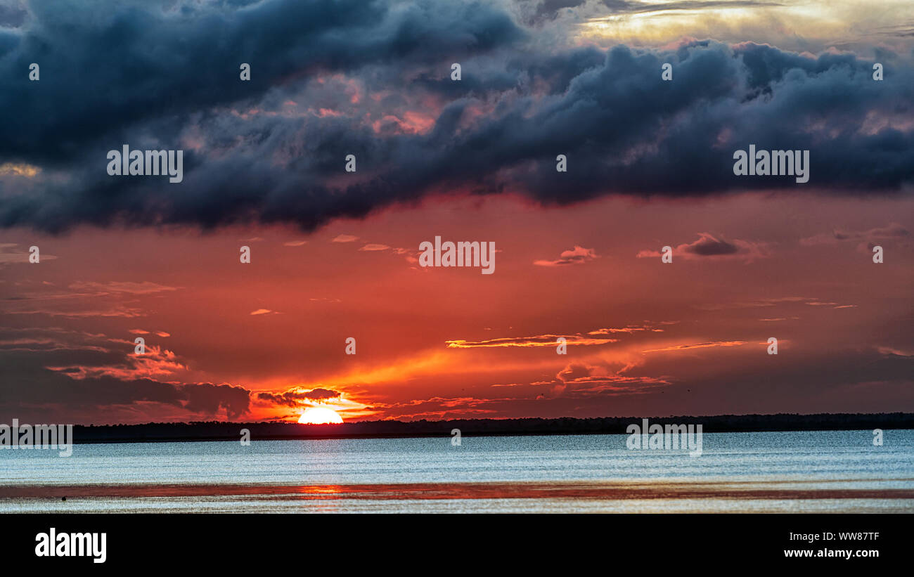 Dramatischen Sonnenuntergang Stockfoto