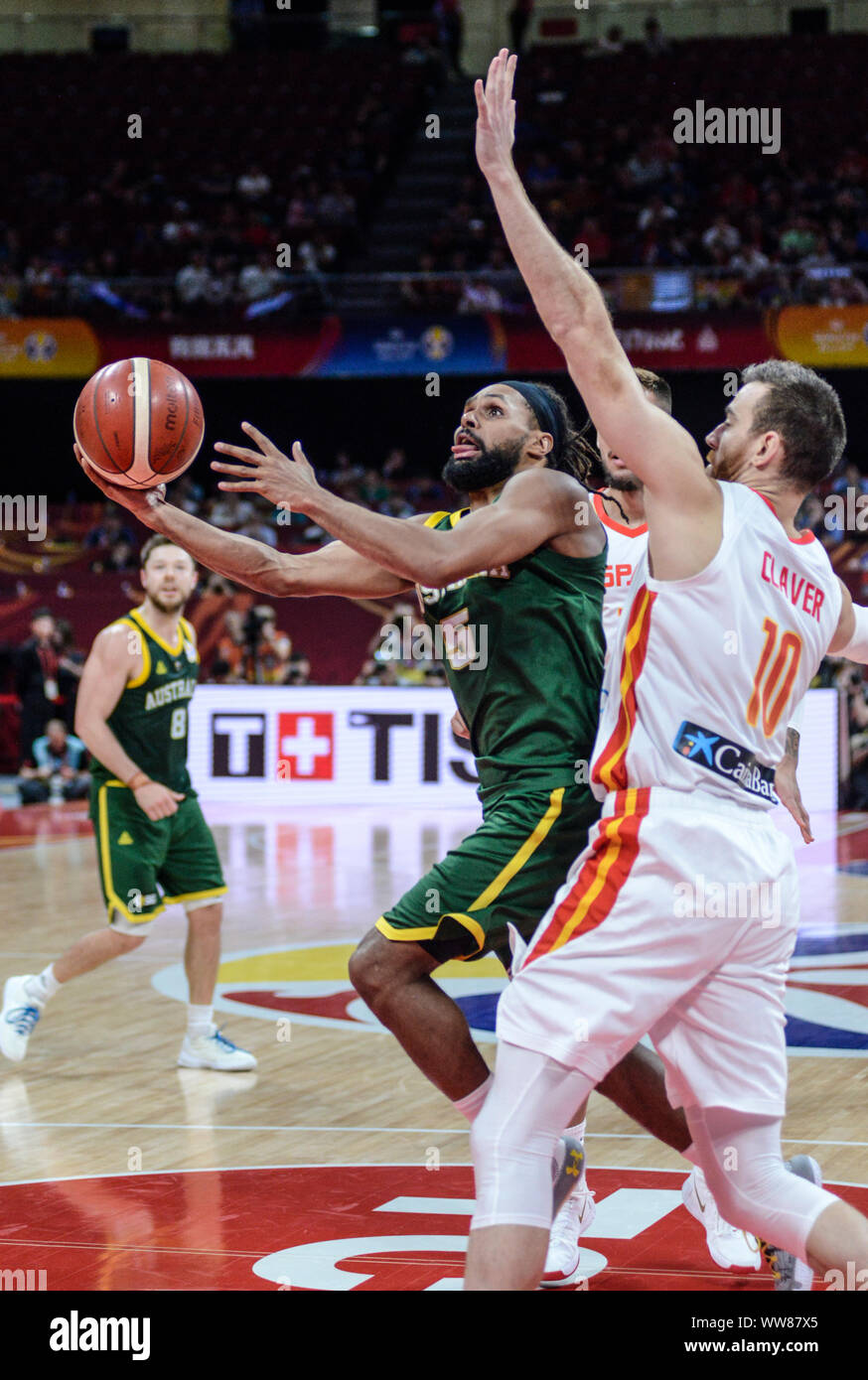 Patty Mühlen (Australien) gegen Spanien. FIBA Basketball Wm China 2019, Halbfinale Stockfoto
