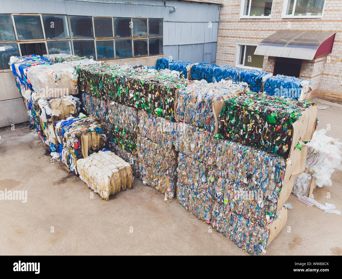 Tetra pack abfall Fotos und Bildmaterial in hoher Auflösung Alamy