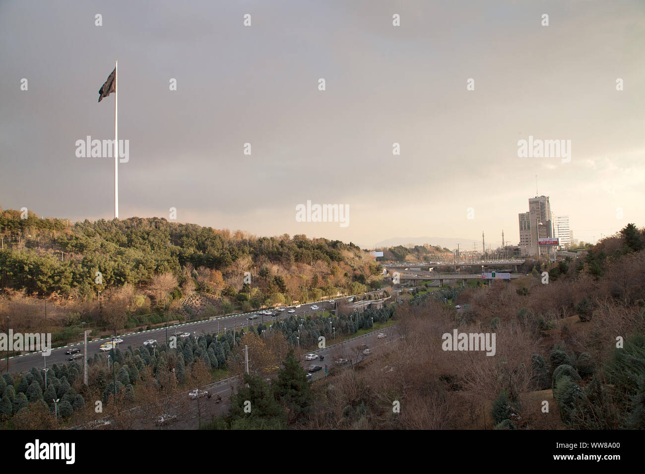 Blick von der Tabiat Brücke der Stadt Teheran Stockfoto