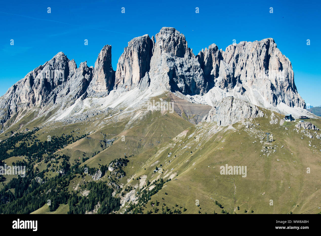 Dolomiten, Langkofel Gruppe, Pian di Sass, Grohmann, FÃ¼nffingerspitze, Langkofel, Plattkofel, Zahnkofel, Col Rodella, Luftaufnahme, Fassatal , Campitello, Trentino, Italien Stockfoto