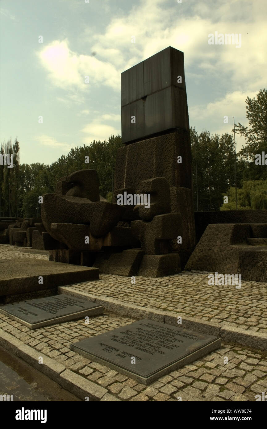 Die Auschwitz-Birkenau Memorial auf dem Gelände des ehemaligen Vernichtungslagers Birkenau. Stockfoto