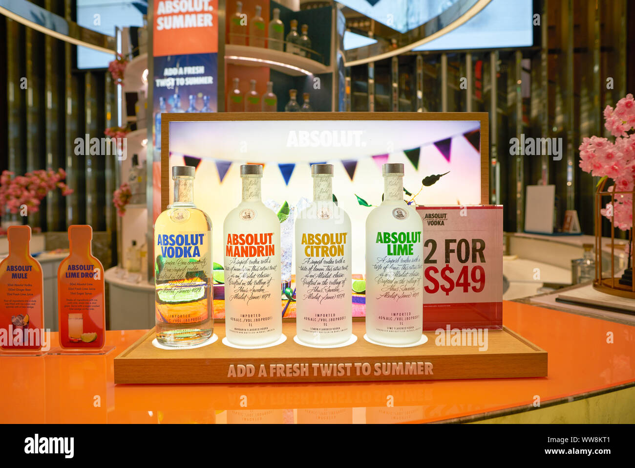 Singapore changi airport duty free shop Fotos und Bildmaterial in