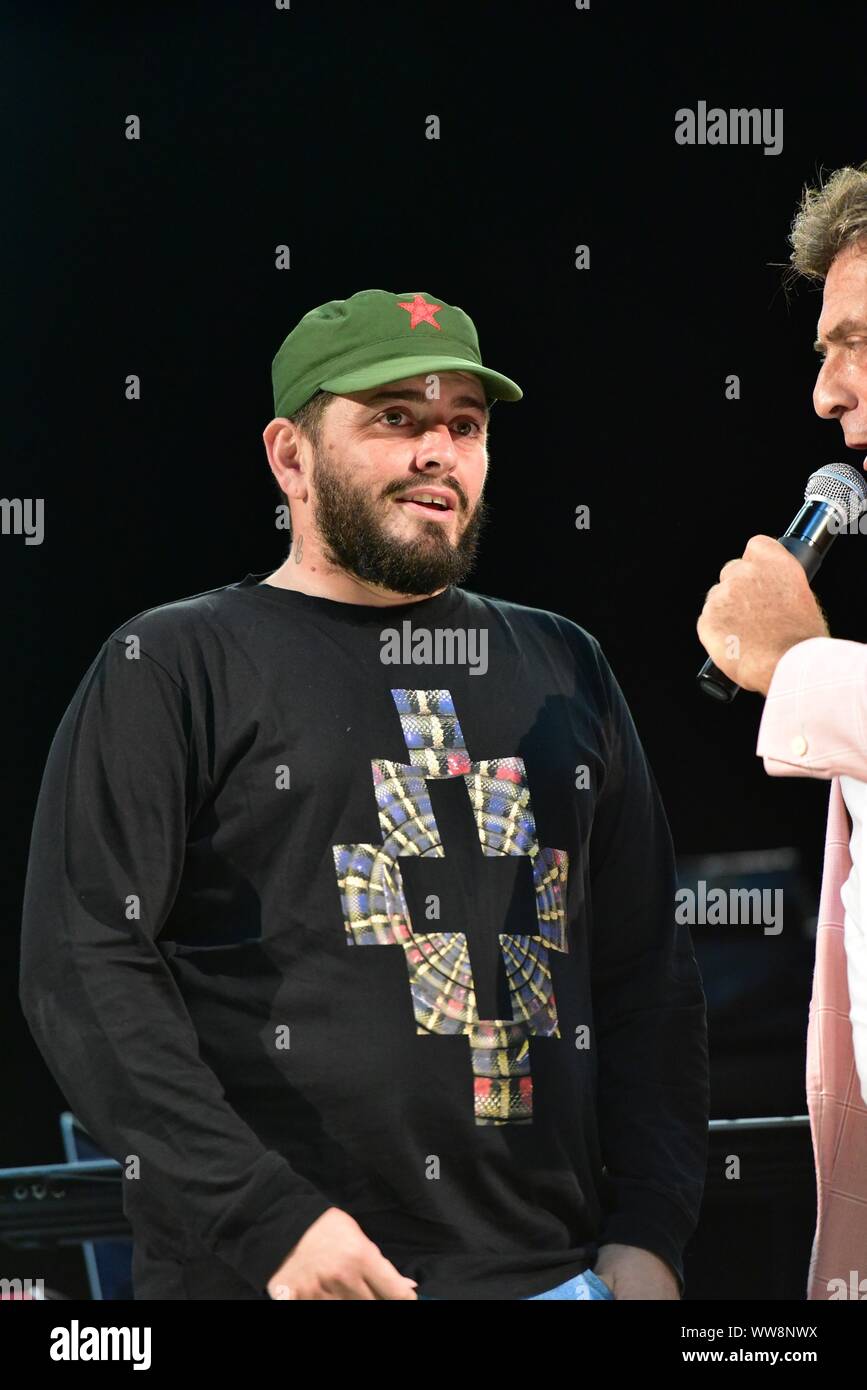 Giugliano, Italien. 13 Sep, 2019. Diego Armando Maradona Junior, Sohn des wichtigsten mondial Fußballspieler Diego Maradona, bei der Präsentation der Radio CRC-Programm, das Sie als Moderator einer Radio Format sehen. (Foto von Paola Visone/Pacific Press) Quelle: Pacific Press Agency/Alamy leben Nachrichten Stockfoto