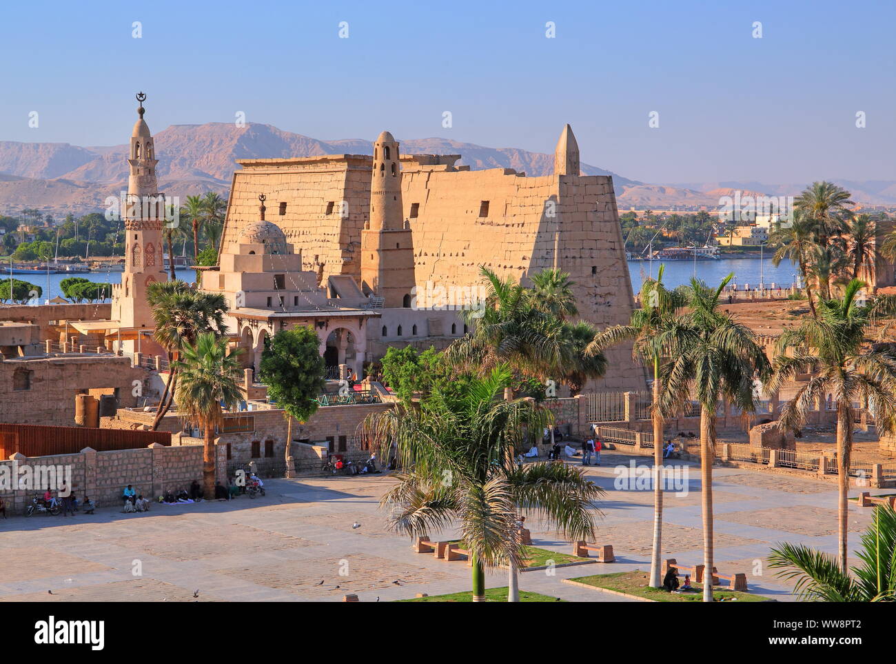 Luxor Tempel an den Ufern des Nil, Luxor, Oberägypten, Ägypten Stockfoto