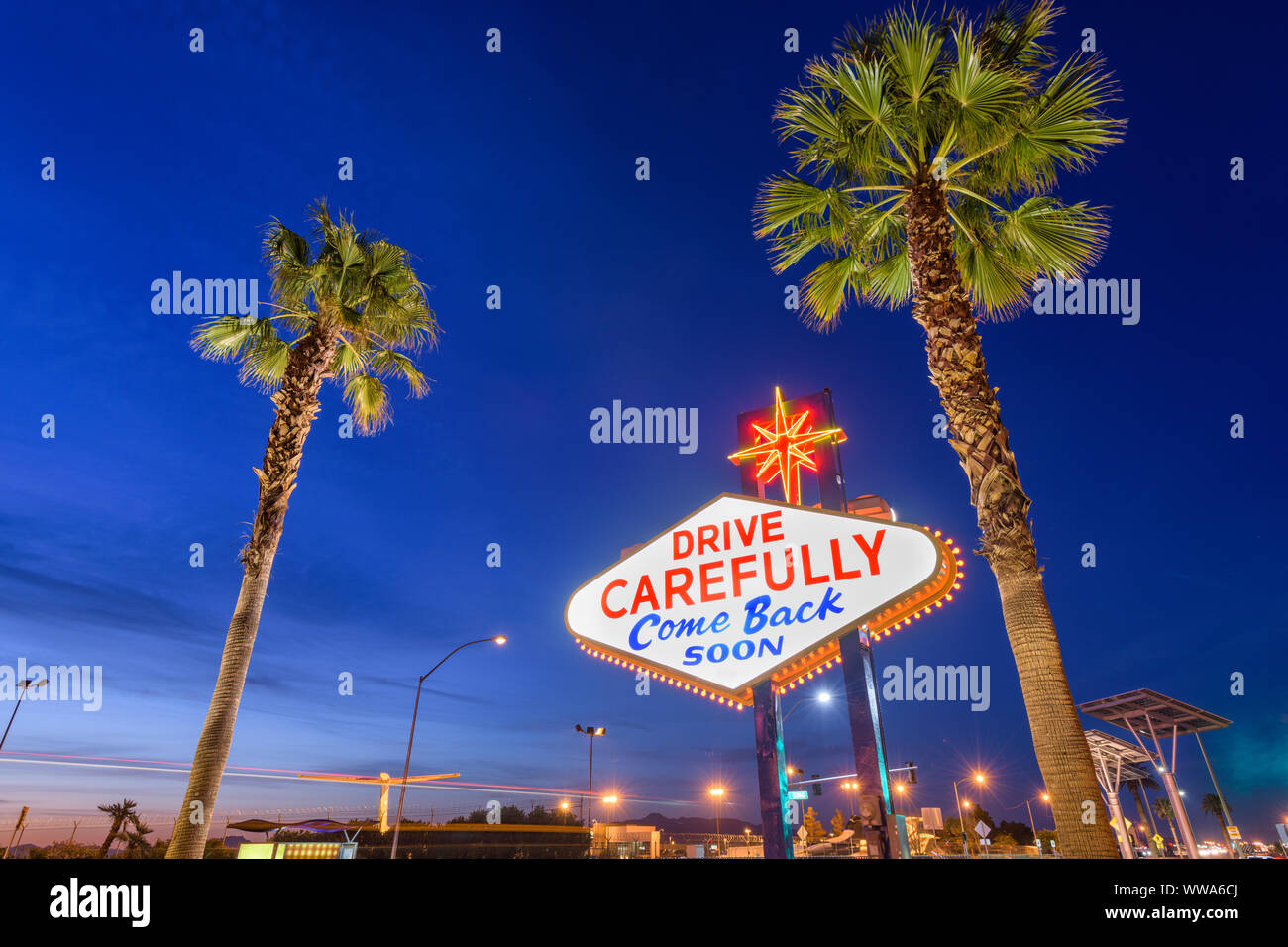 Las Vegas, Nevada, USA an der Rückseite des Willkommen in Las Vegas Schild erinnern Sie vorsichtig zu fahren und kommen Sie bald wieder. Stockfoto