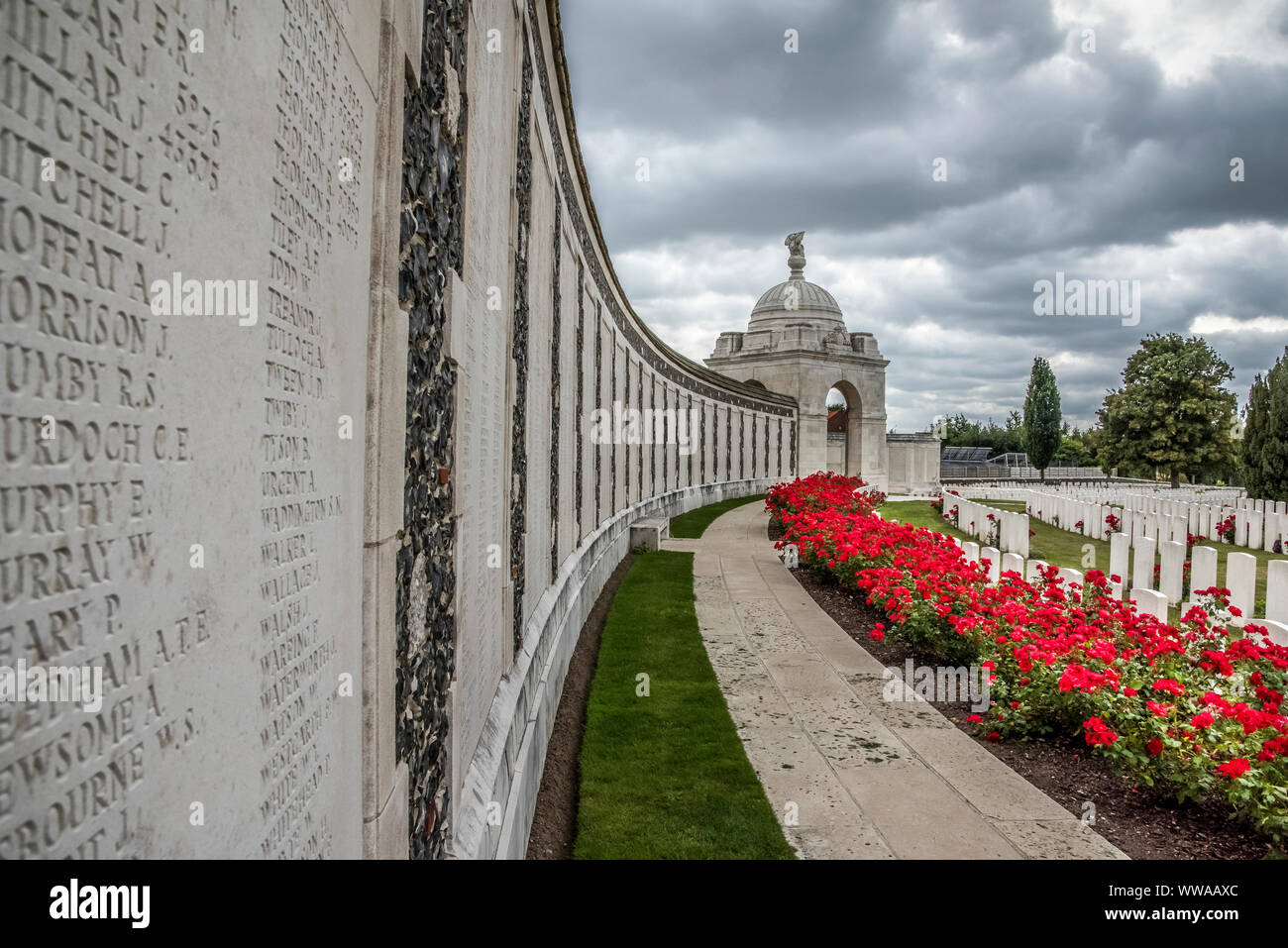 Tyne Cot Friedhof & Gedenken, die Weltgrößte Soldatenfriedhof in Zonnebeke, in der Nähe der Stadt Ypern in Flandern auf dem belgischen Salient Stockfoto