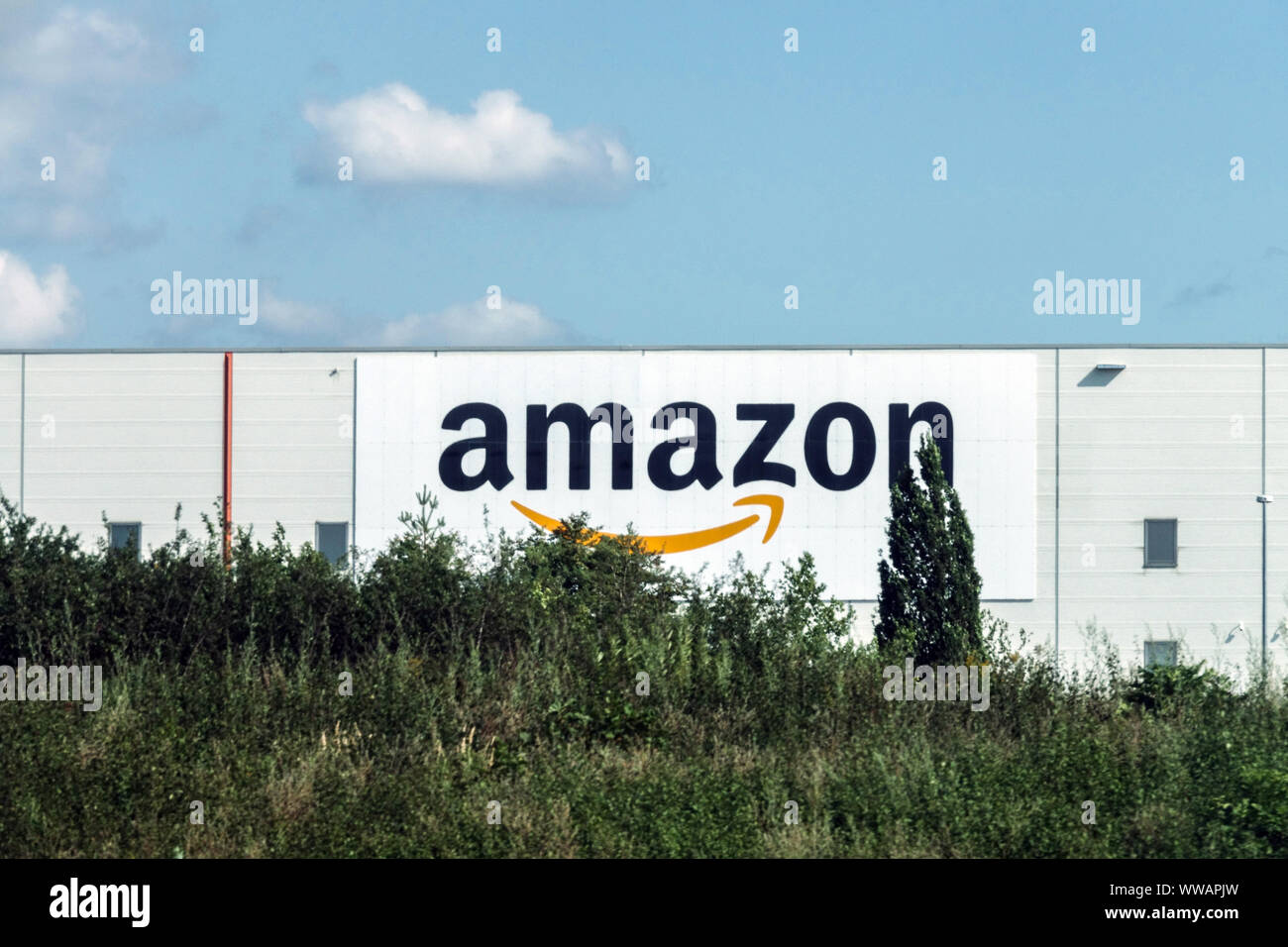 Amazon Logo auf dem Gebäude, Brieselang Deutschland Europa Stockfoto