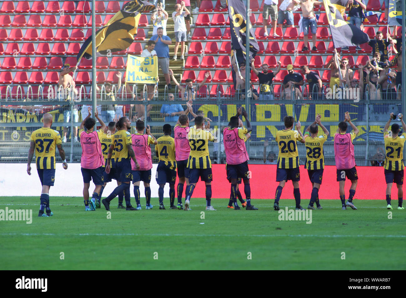 Perugia, Italien. 14 Sep, 2019. JUVE STABIA SALUTA FANS AM ENDE DER GLEICHEN während Perugia Vs Juve Stabia - Italienische Fußball-Serie B Männer Meisterschaft - Credit: LPS/Loris Cerquiglini/Alamy leben Nachrichten Stockfoto