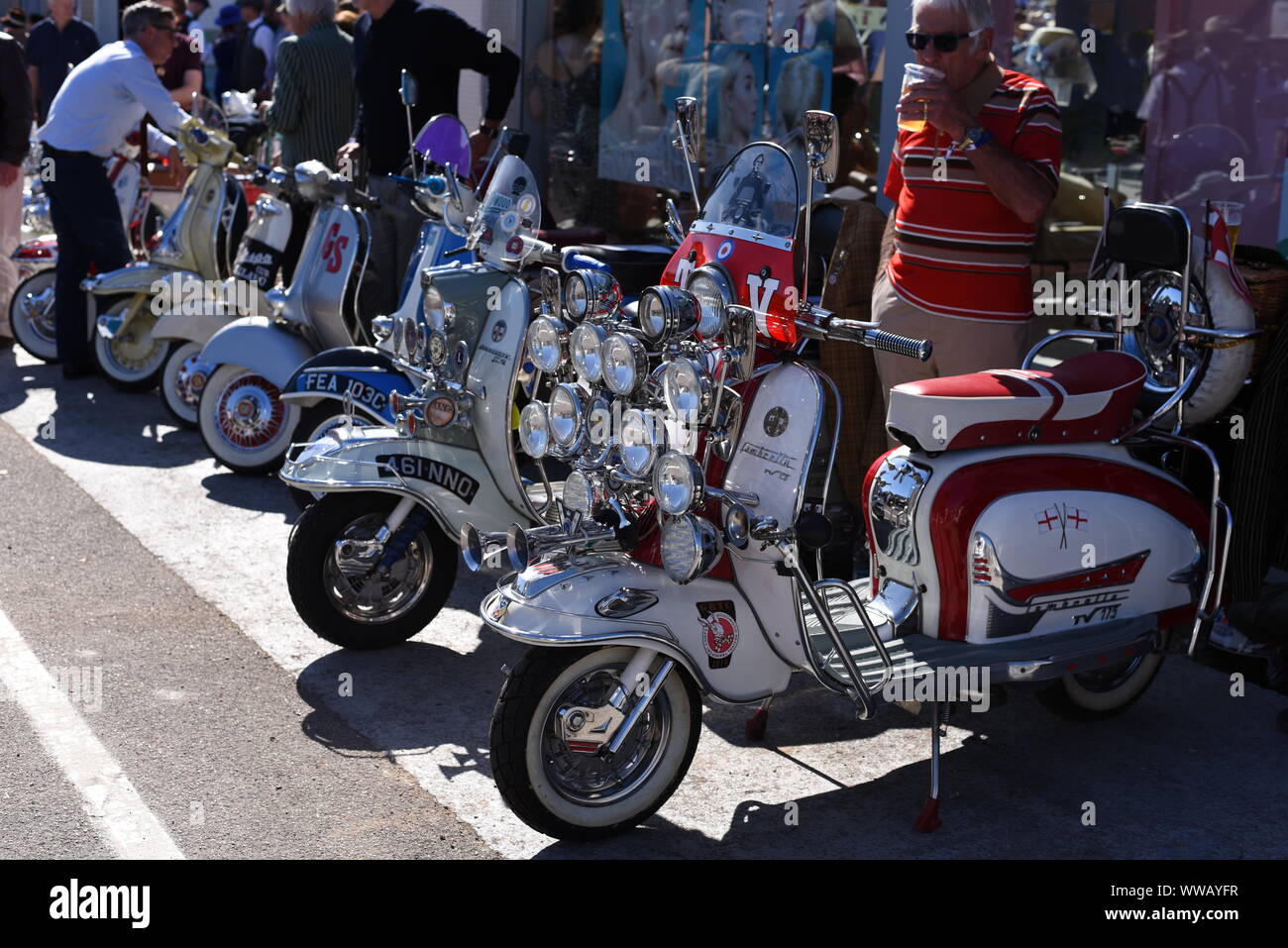 Goodwood Revival 13. September 2019 - statische Darstellung von Lambrettas-mods - 40. Jahrestag der Who Quadrophenia Stockfoto