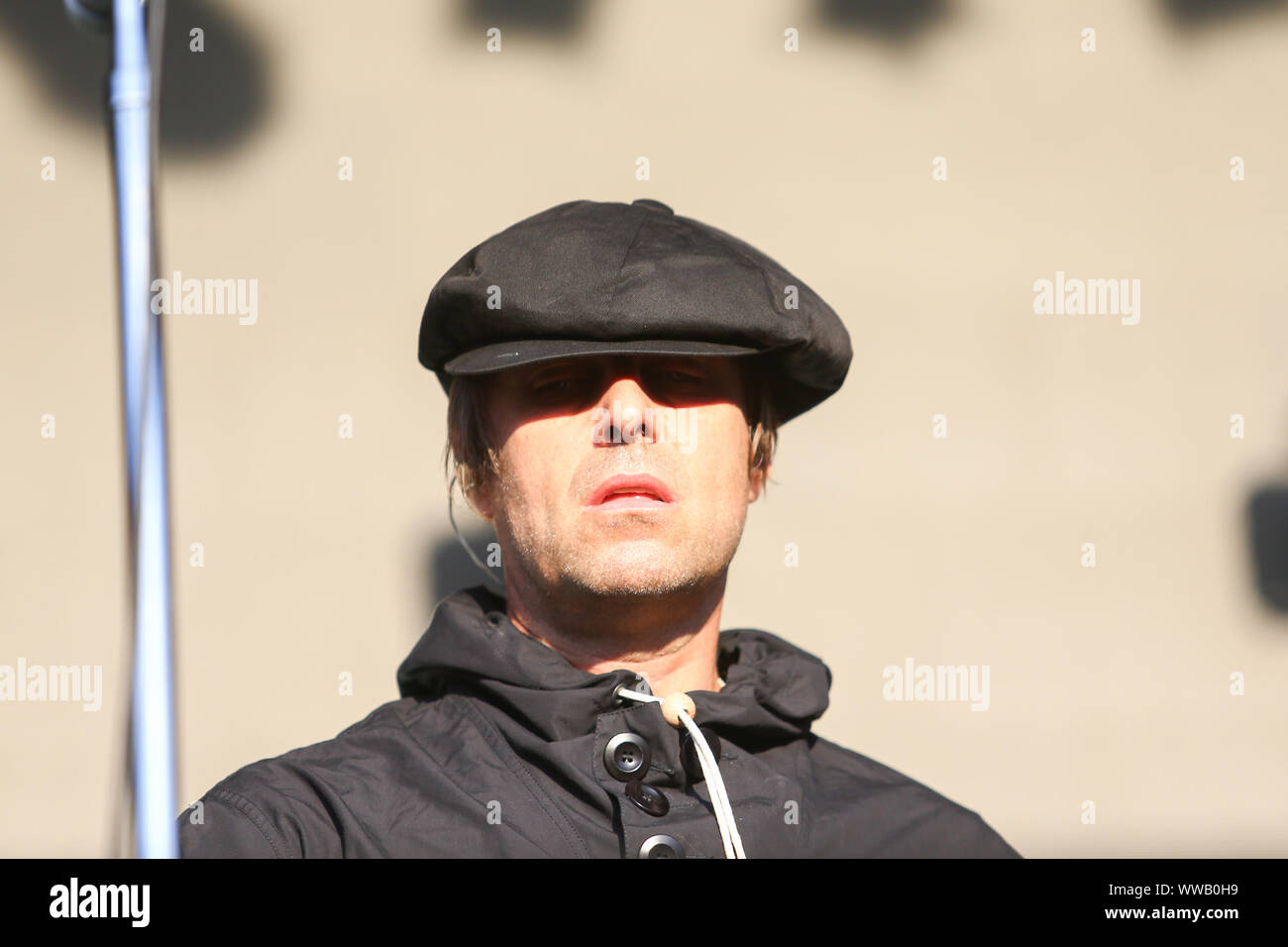 Rock Sänger Liam Gallagher auf der Bühne in Birmingham, 2019 Stockfoto