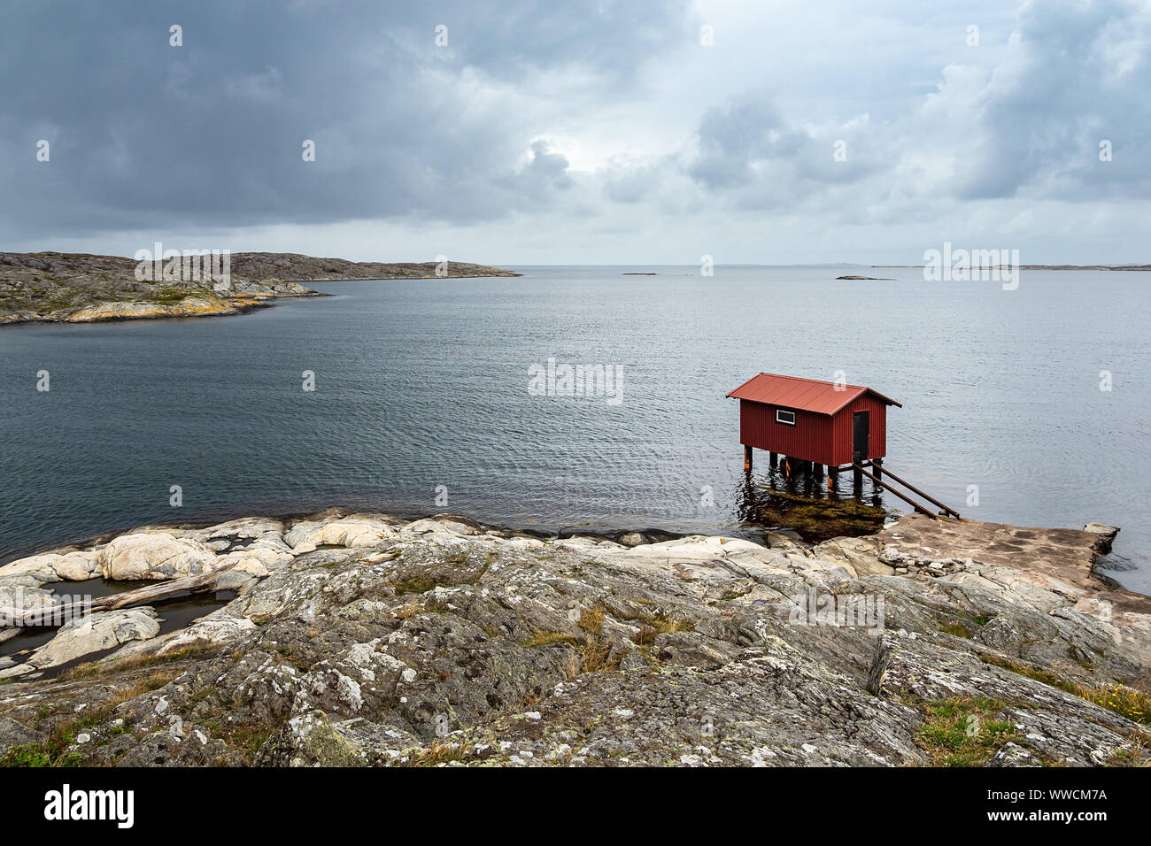 Blick auf ein Gebäude in Molloesund in Schweden. Stockfoto