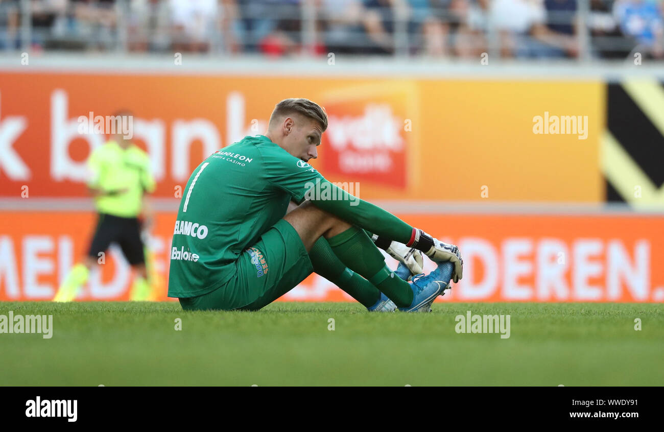 GENT, Belgien - 15 September: Thomas Kaminski von Kaa Gent leidet eine injuryduring der Jupiler Pro League Spieltag 7 zwischen KAA Gent und KV MECHELEN am 15. September 2019 in Gent, Belgien. (Foto von Vincent Van Doornick/Isosport) Stockfoto