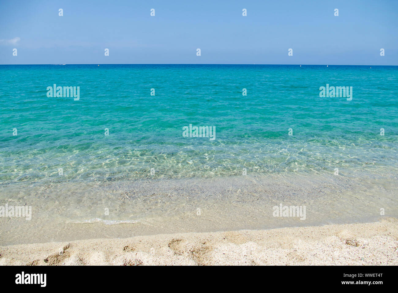 Losari Beach in Belgodère, Korsika, Frankreich. Idyllischen Strand am Mittelmeer in der französischen Insel Korsika. Stockfoto