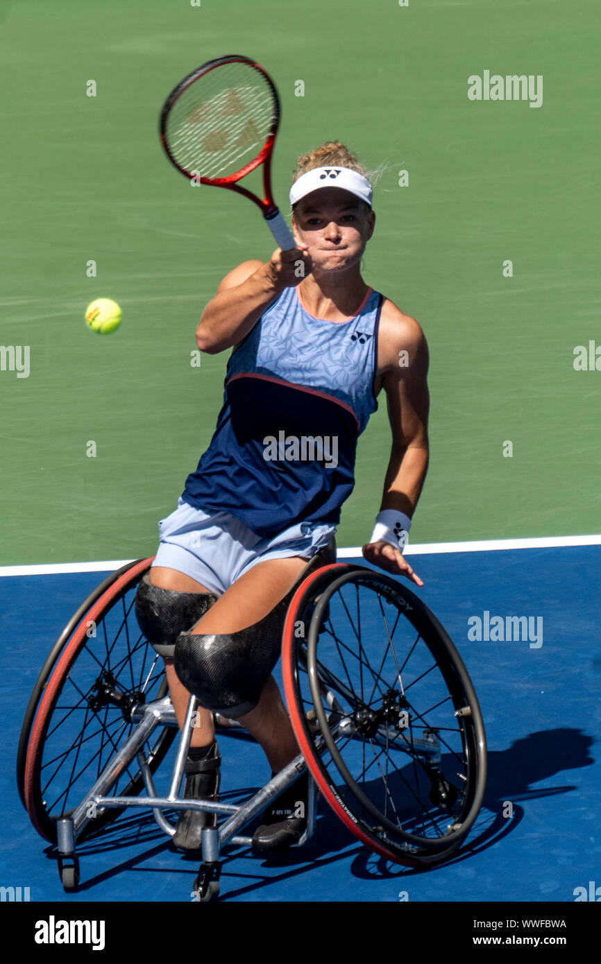 Diede De Groot Niederlande konkurrieren in den Endrunden von Singles der Rollstuhl Frauen an der 2019 US Open Tennis. Credit: Paul J Sutton/PCN/LBA/Alamy leben Nachrichten Stockfoto