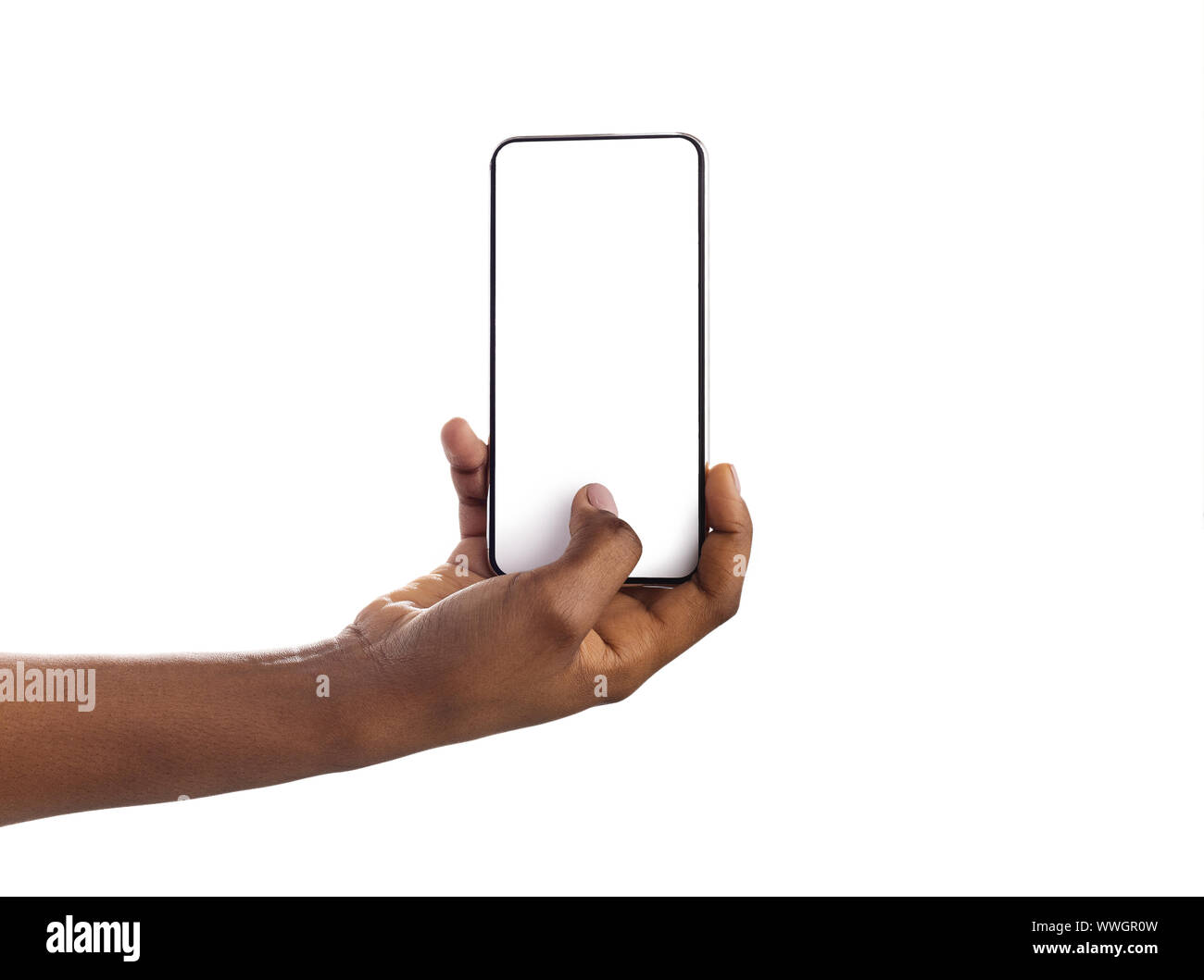 Frau Hand berühren und leeren Bildschirm des Smartphones mit dem Daumen Stockfoto