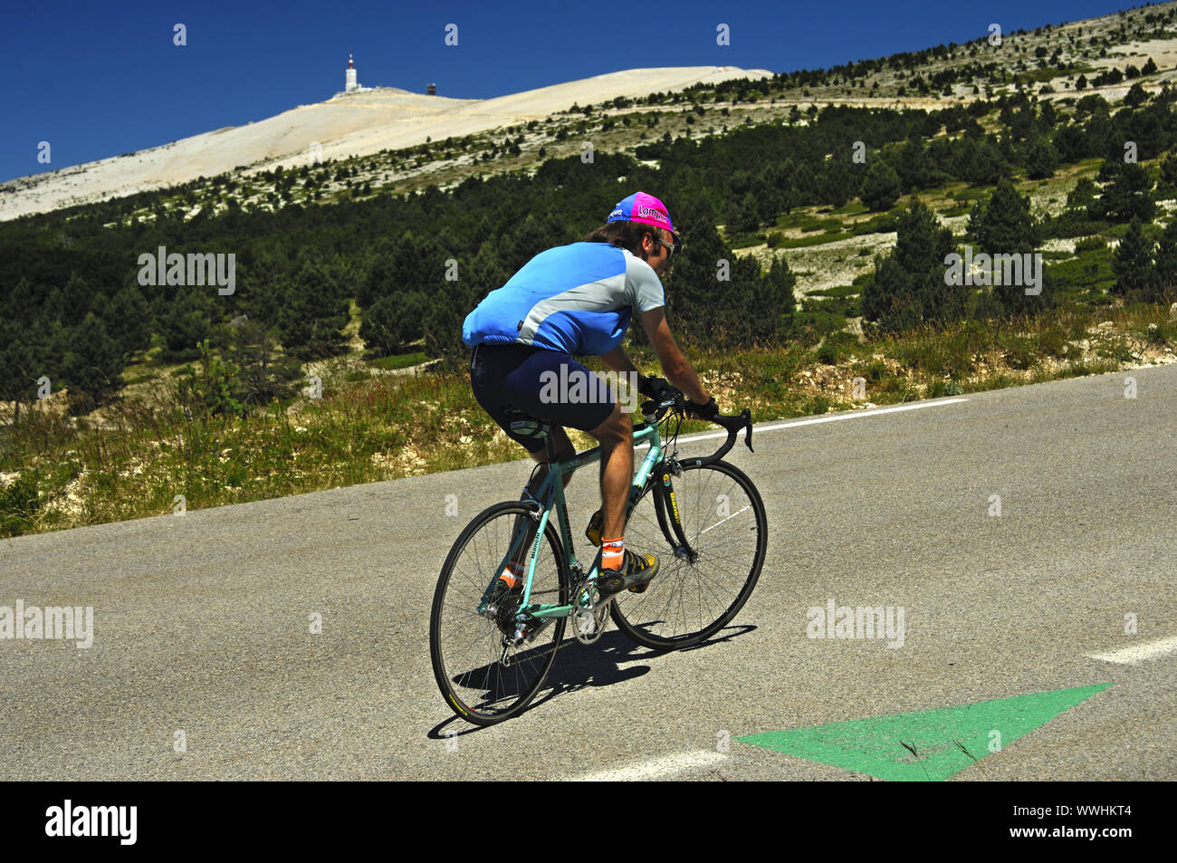 Radfahrer klettern Mont Ventoux, Frankreich Stockfoto
