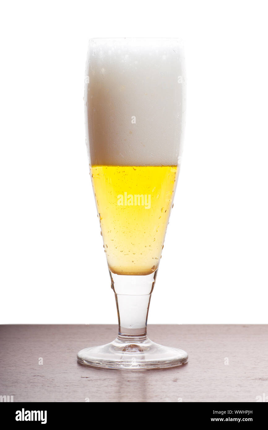 Maß Bier auf dem Tisch. Stockfoto