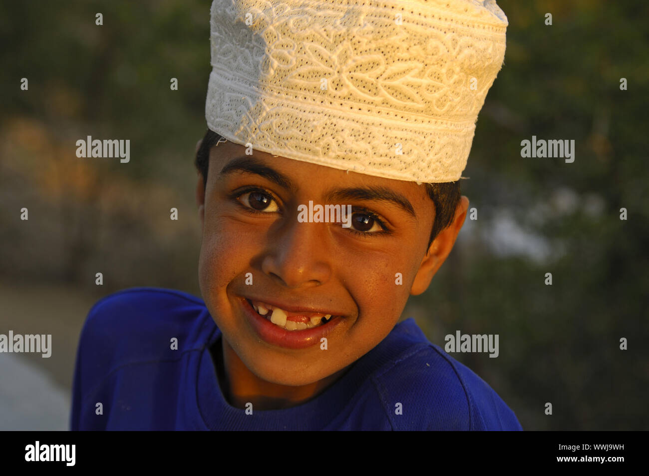 Junge mit Kumma Kappe, Oman Stockfoto