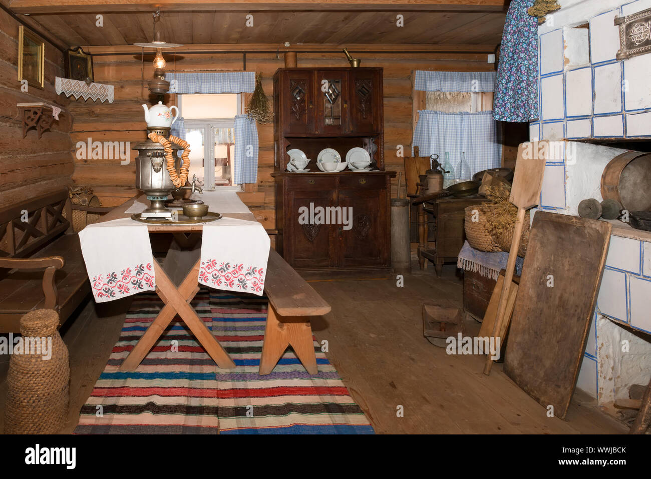 Melikhovo, Moskauer Gebiet, Russland - 3. April 2019: In einem Zimmer in der Dependance Küche. Zustand Literary-Memorial Museum-Reserve von Anton Tschechow Stockfoto