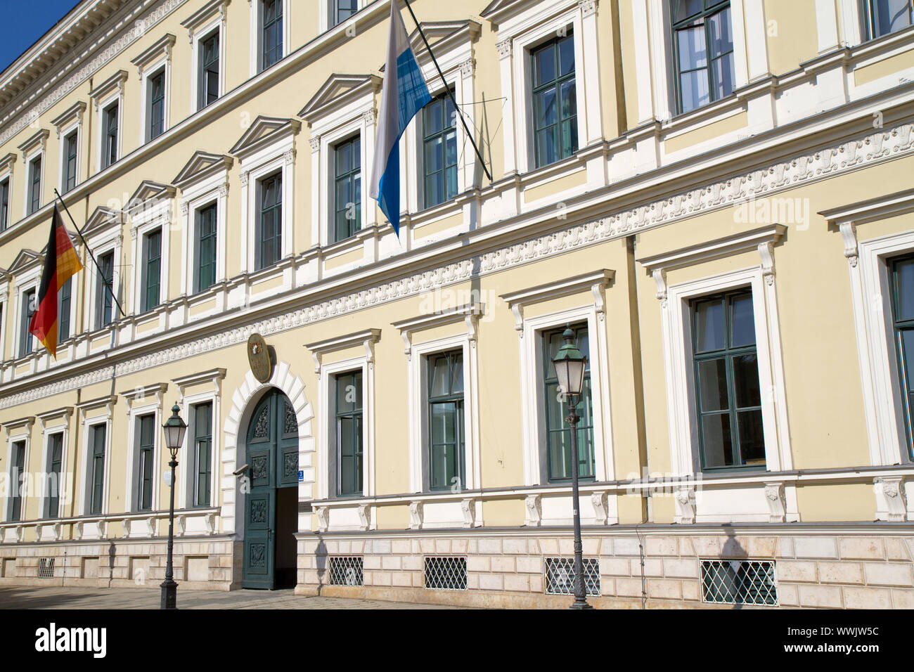 Bayerisches Finanzministerium -Fotos Und -Bildmaterial In Hoher ...