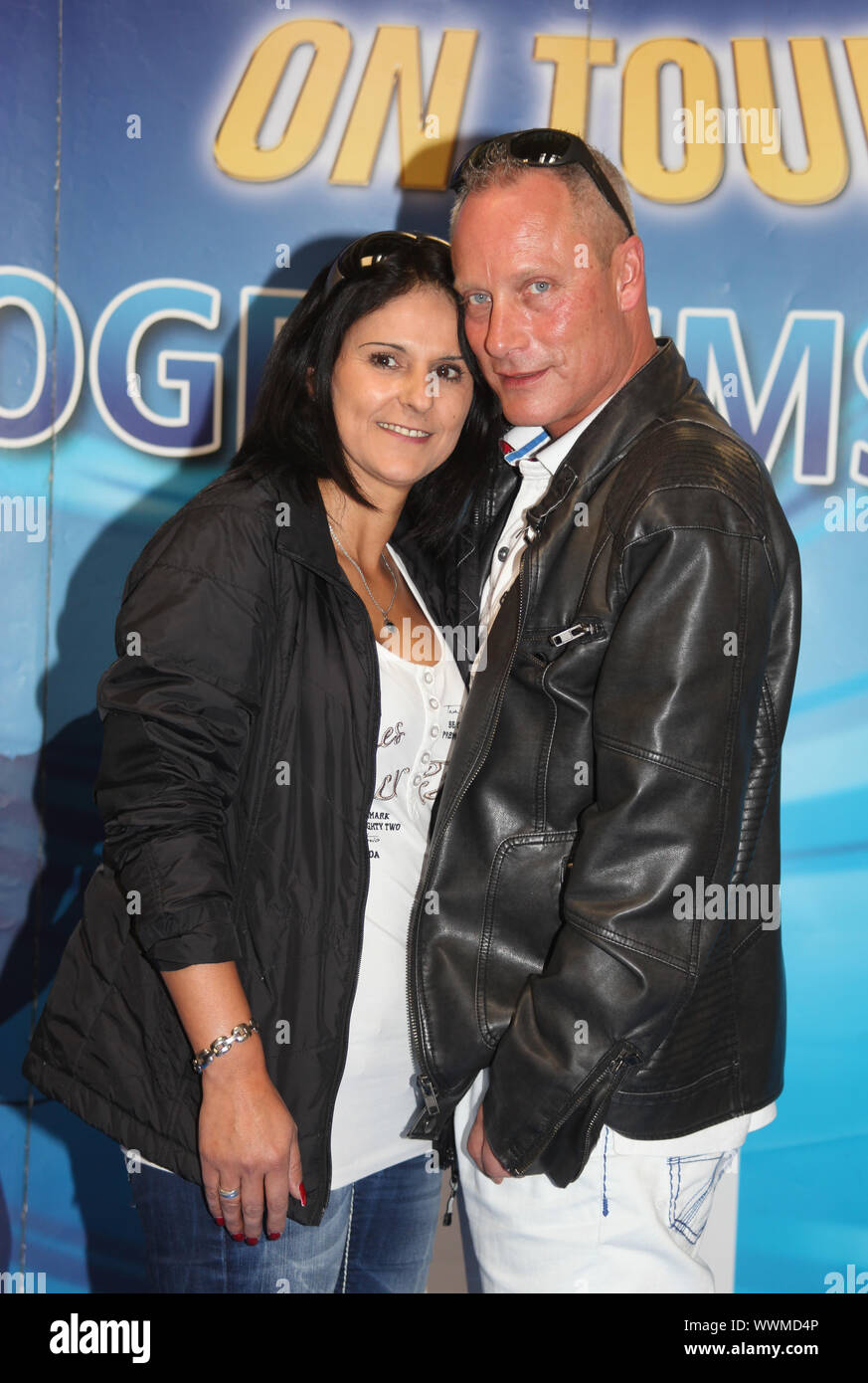 "Detektive" Marta und Jürgen Trovato (Trovatos Sterben) bei einer Autogrammstunde 2013 in Staßfurt Stockfoto